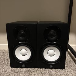 Yamaha HS5 Studio Monitor Speakers - Pair 