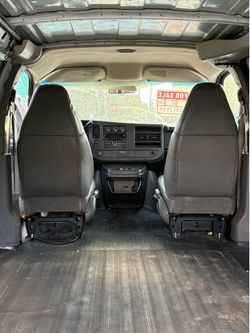 2008 Chevy Express Van