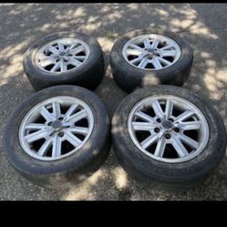 4 —— 225/55r16 5x4.5 5x114.3 Stock Ford Mustang Wheels Rims Tires !!