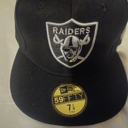 Okland Raiders Fitted Caps 