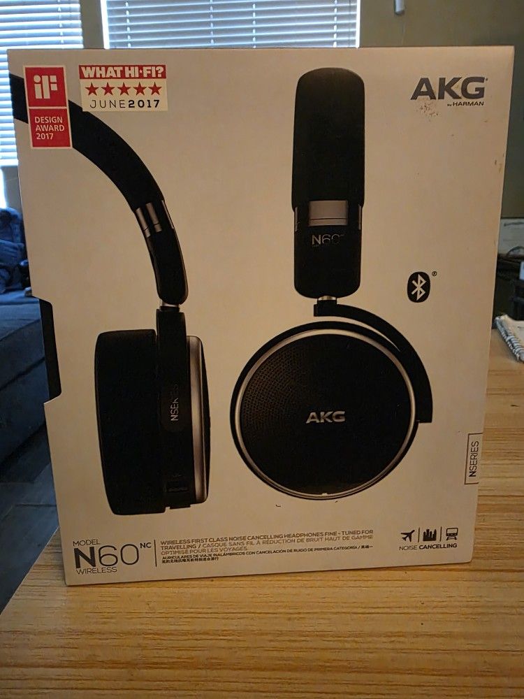 AKG N60 NOISE CANCELLING HEADPHONES