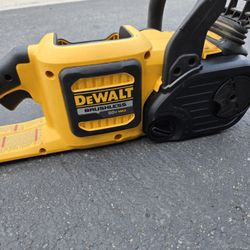 Dewalt  Chainsaw..60v......16in