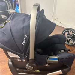 Nuna Car seat