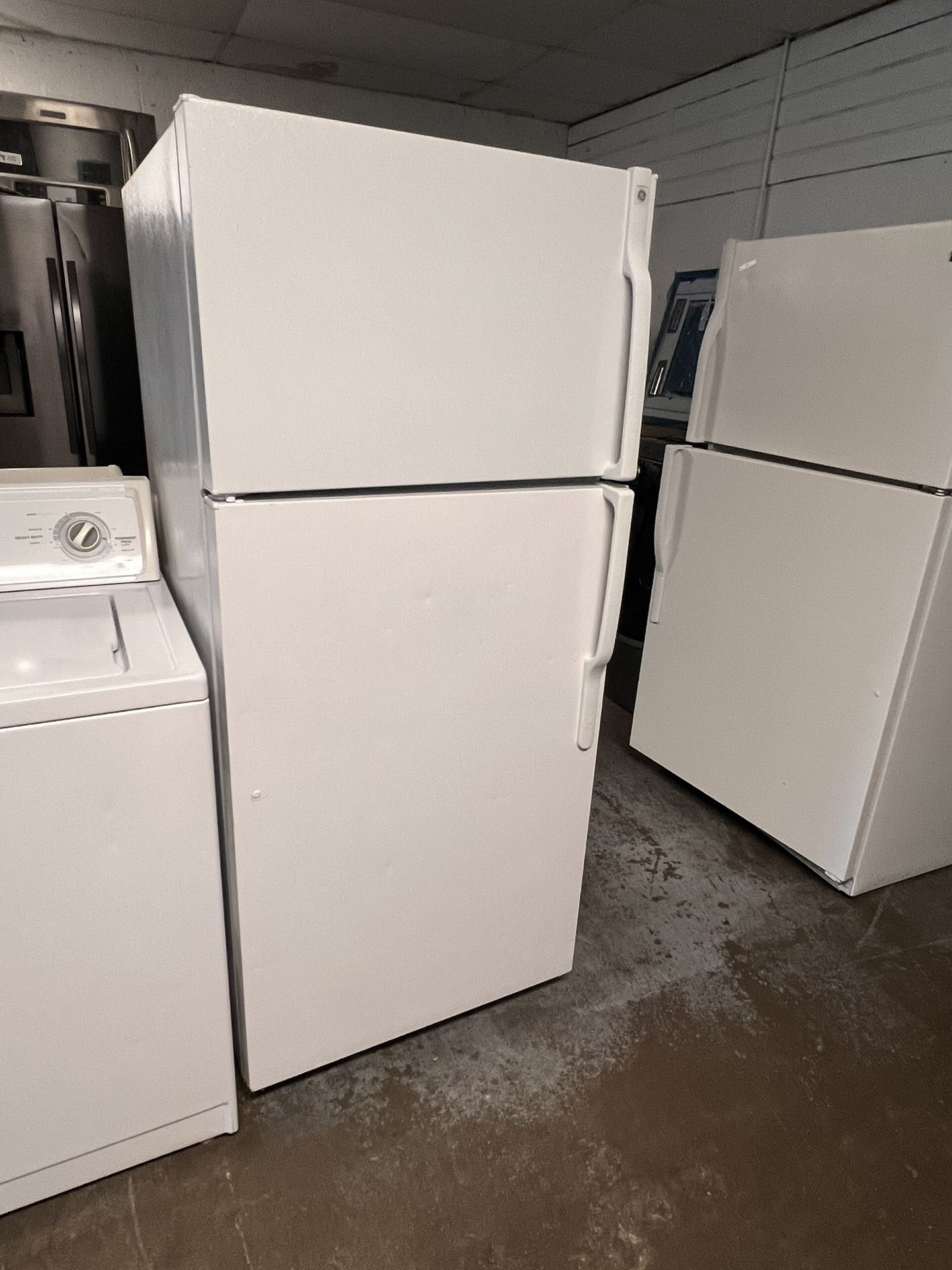 He Top Freezer Refrigerator Used Working