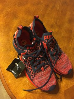 Puma evoknit size 10