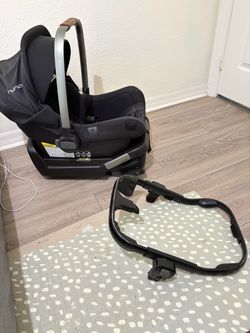Nuna Carseat- Pipa lite LX