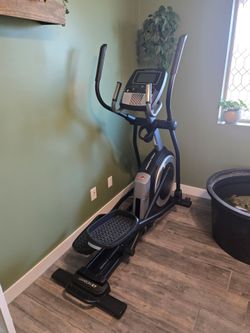 Proform Carbon E7 Elliptical