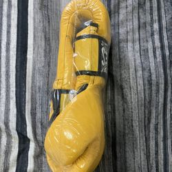 Reyes Gloves