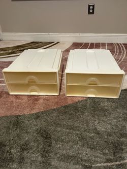 Set of 2 plastic drawers organizer