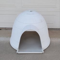 Large Dogloo Dog House