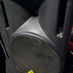 Behringer B215XL 15 inch 1000 Watt 2 Way Passive Pa Speaker