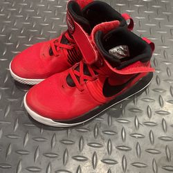 Nike Youth Basketball Shoes. Size 1 Kids 