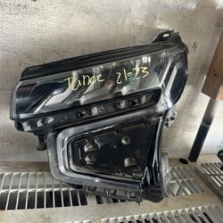 Headlight Chevy Tahoe 2021