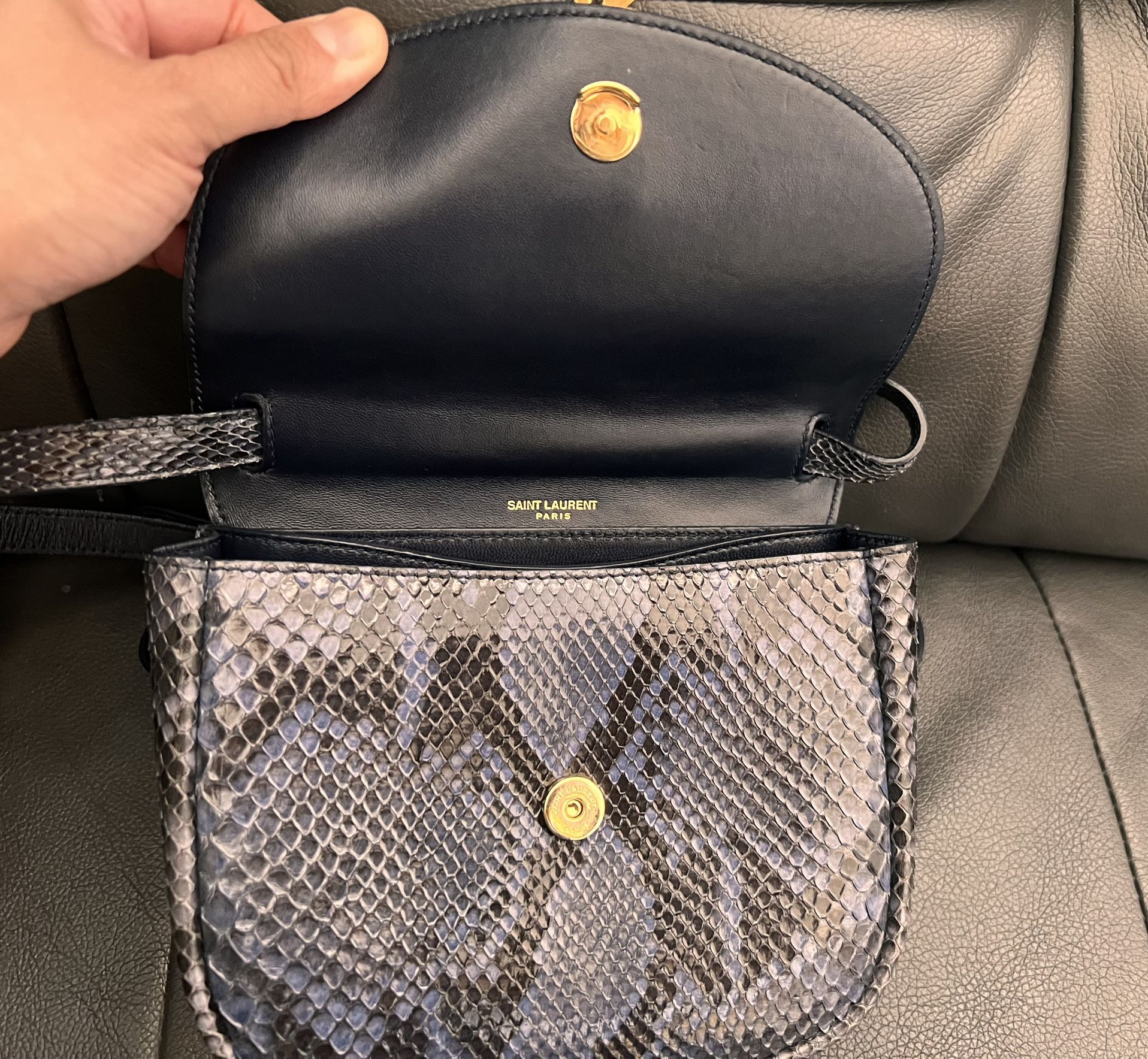 Authentic YSL Bag - Like New! for Sale in Algonquin, IL - OfferUp