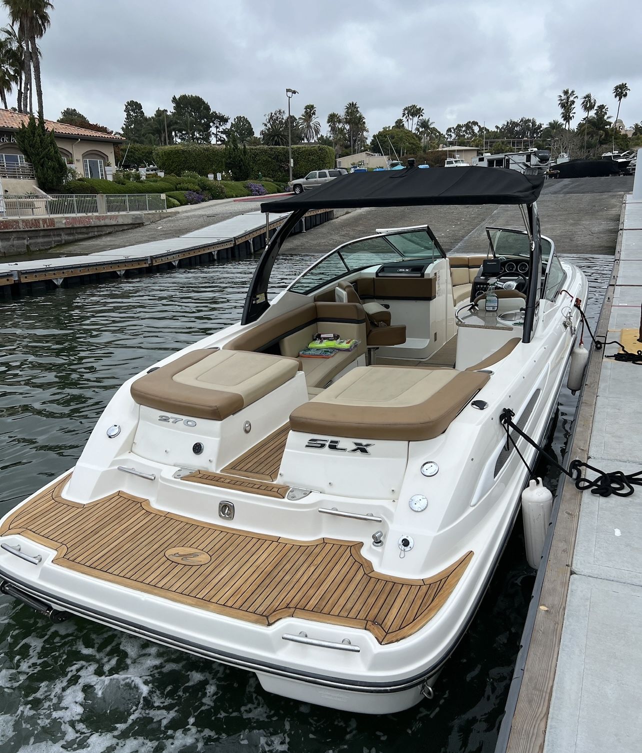 2014 SeaRay 270 SLX