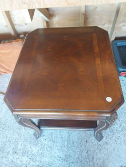 End table
