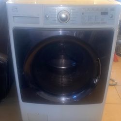 Washer and gas dryer set