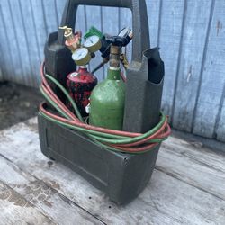 Oxygen Acetylene Welding Kit With Brand New Regulators 