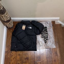 *Brand New* The North Face Puffer 1996 Retro Nuptse 700 Down Jacket