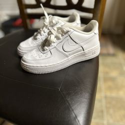 Kid Shoes Size 1.5y & 2Y