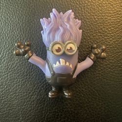 Disneys Despicable Me Rise Of Gru Evil Purple Minion 2019-20 Figure 