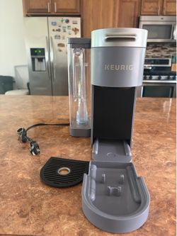 Keurig K-Supreme Single Serve Coffee Maker – Excellent Condition