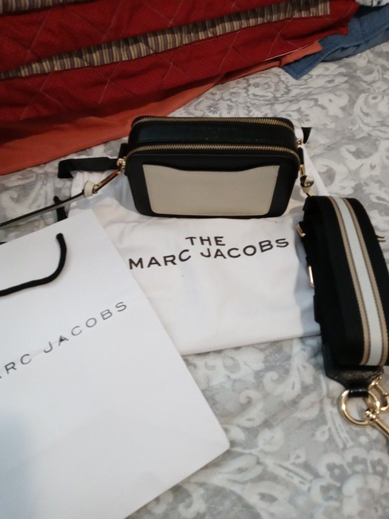 Marc Jacobs / The Snapshot DTM Bag for Sale in Jersey City, NJ - OfferUp