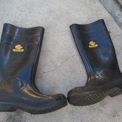Botas