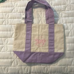 Hand Bags. Medium