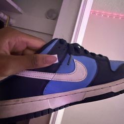 blue juke dunks 