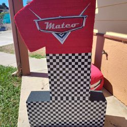 Hard Hitters Piñatas 