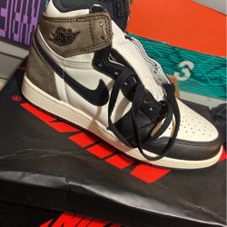 Mochas Jordan 1s