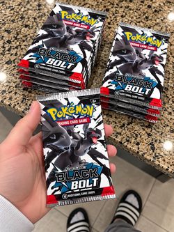 Pokémonl Black Bolt Booster Packs