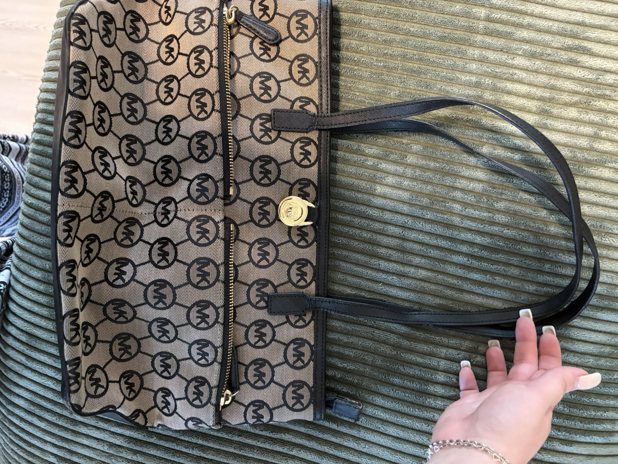 MK Tote