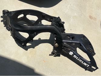 2012 Suzuki GSXR 1000 Frame Swingarm Race Stunt BOS ONLY NO TITLE
