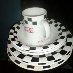 Coke cola plate set