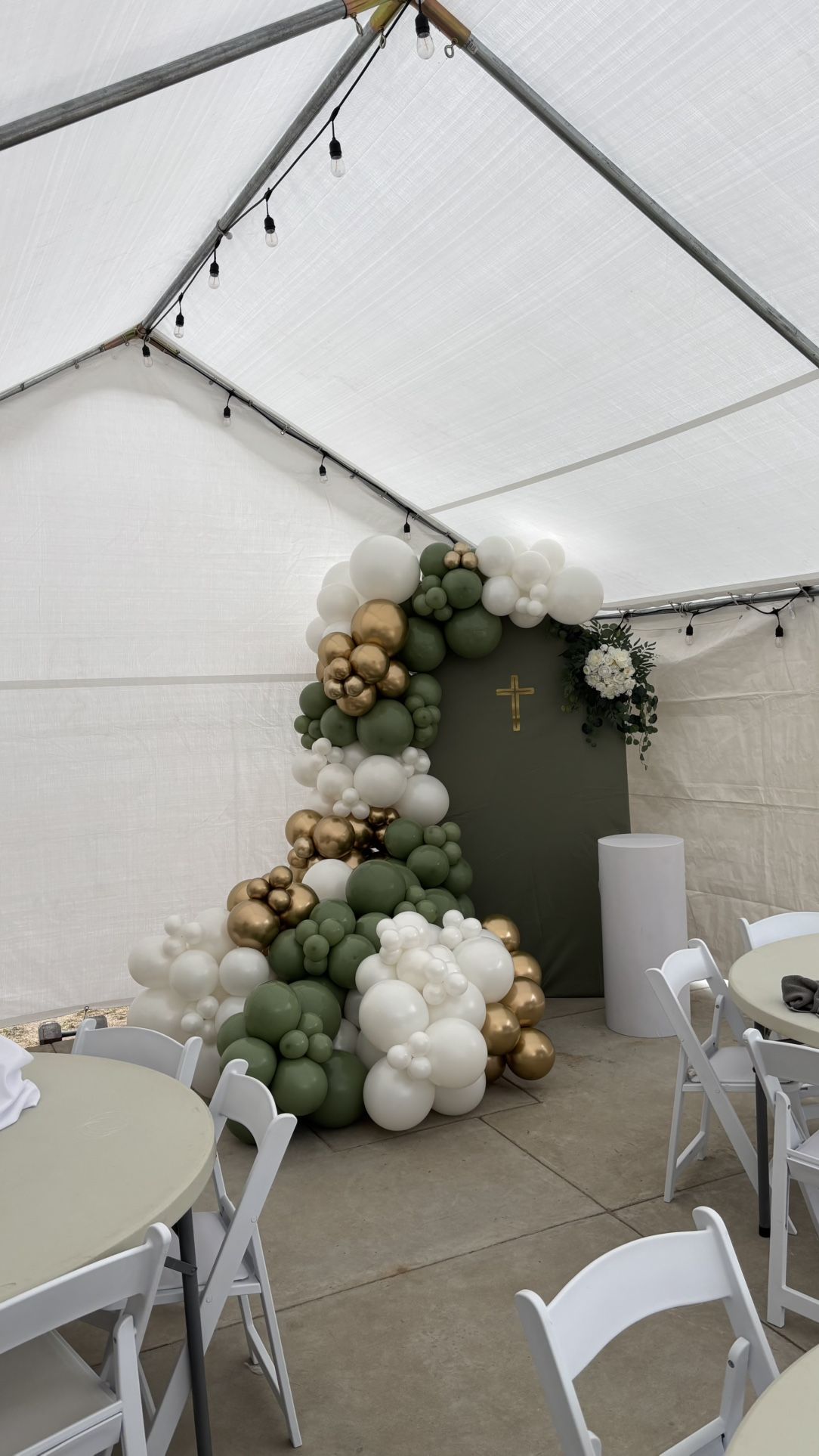 Elevate Your Event with Stunning Balloon Garlands!