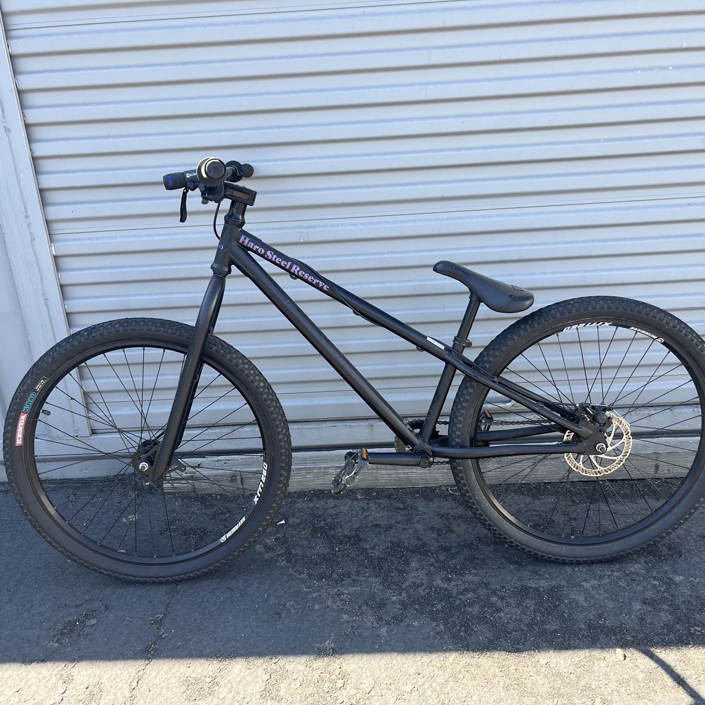 Haro Steel Reserve 1.1 Dirt Jumper Bicycle for Sale in Alta Loma