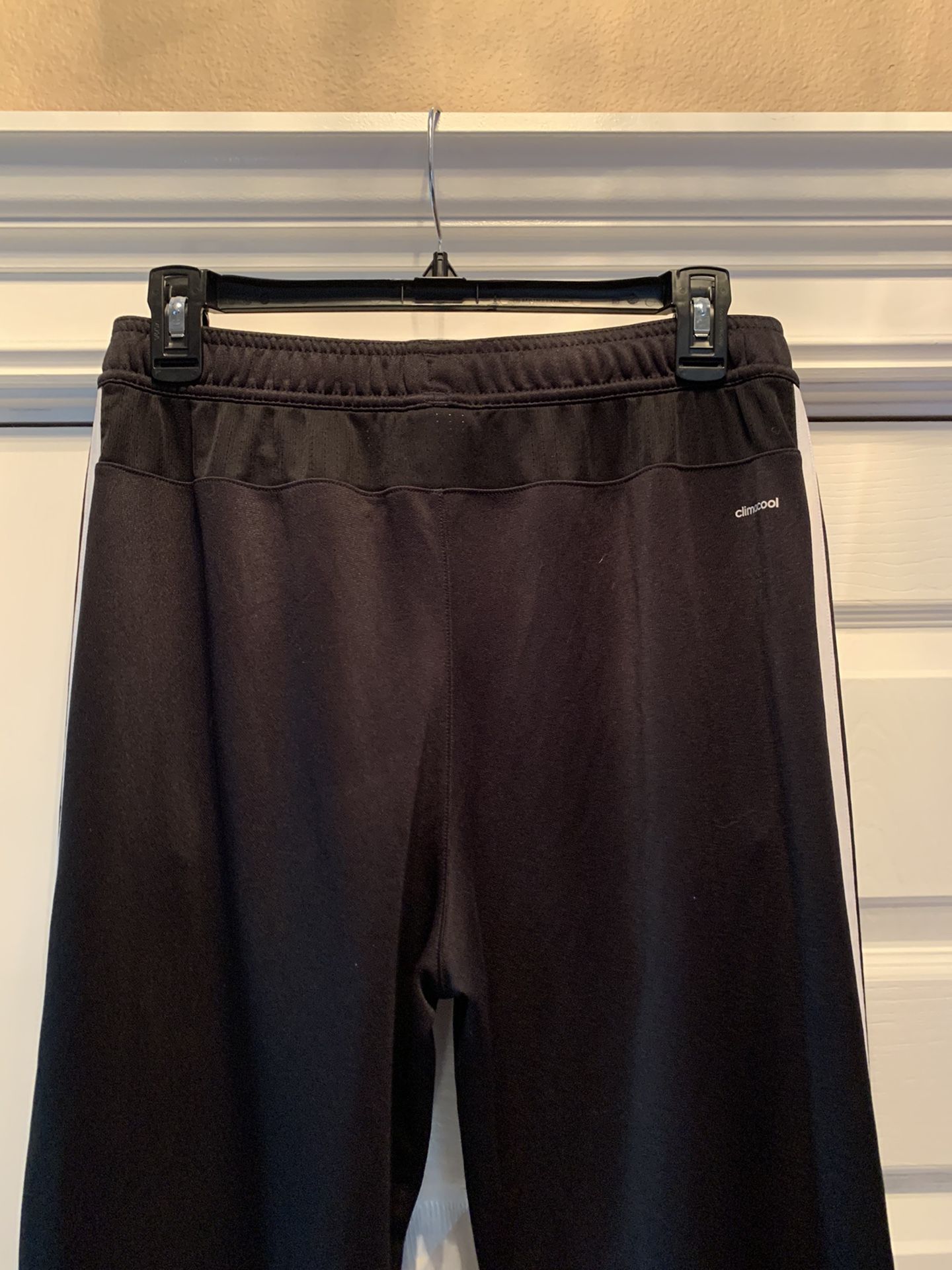 Men’s XL Adidas Sweats