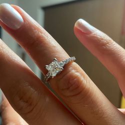 Princess Cut Engagement ring - 1 ct PENDING PICK UP