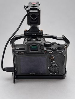 AS7III Sony + Cagekit + Lense
