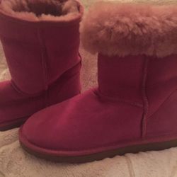 UGGS. ~NEW~
