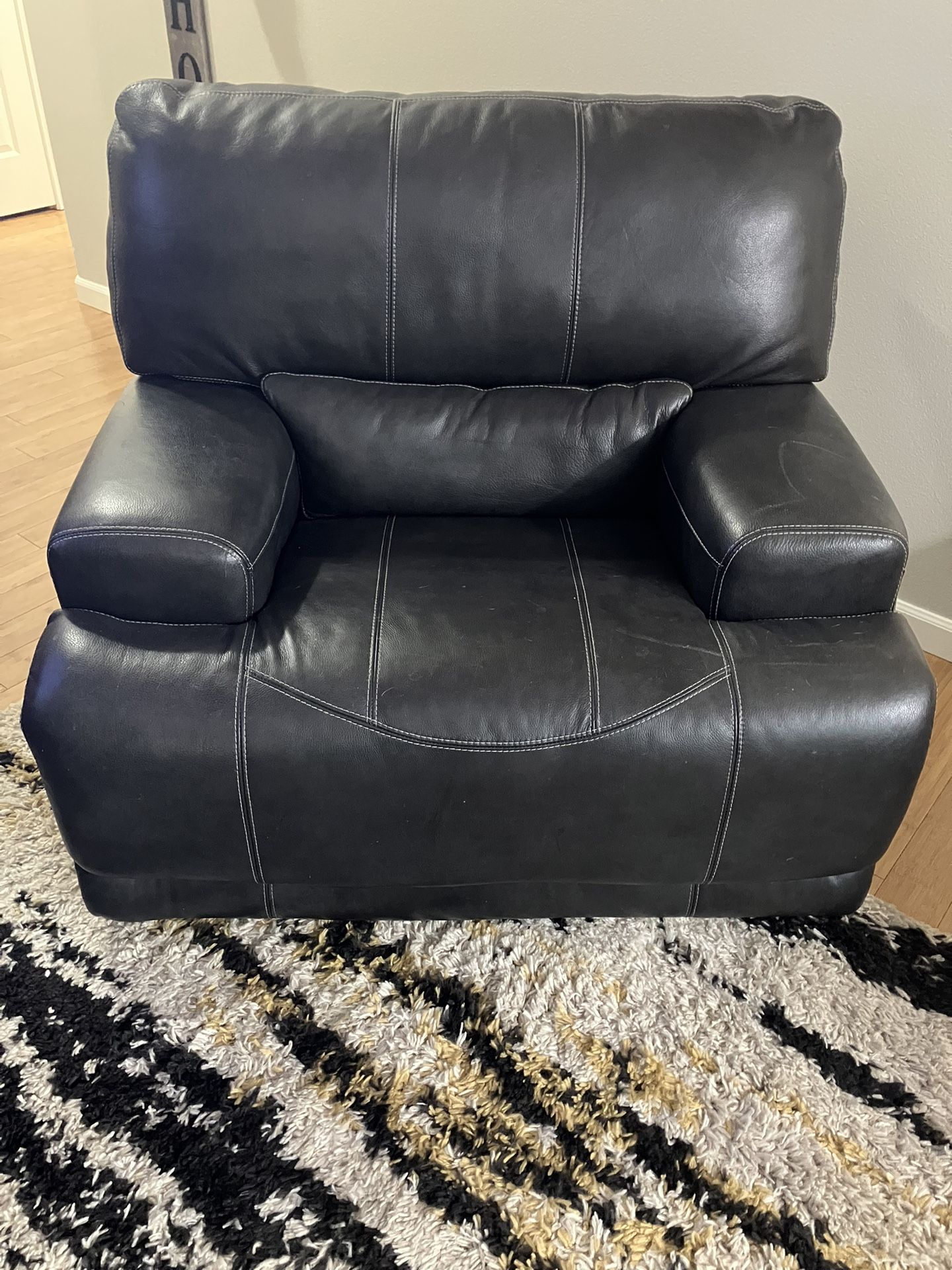 Like New Italian Leather Rocker/Recliner