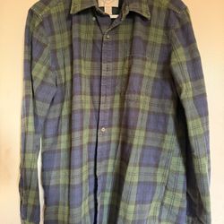 Men’s St. John Bay Flannel, Size Medium 