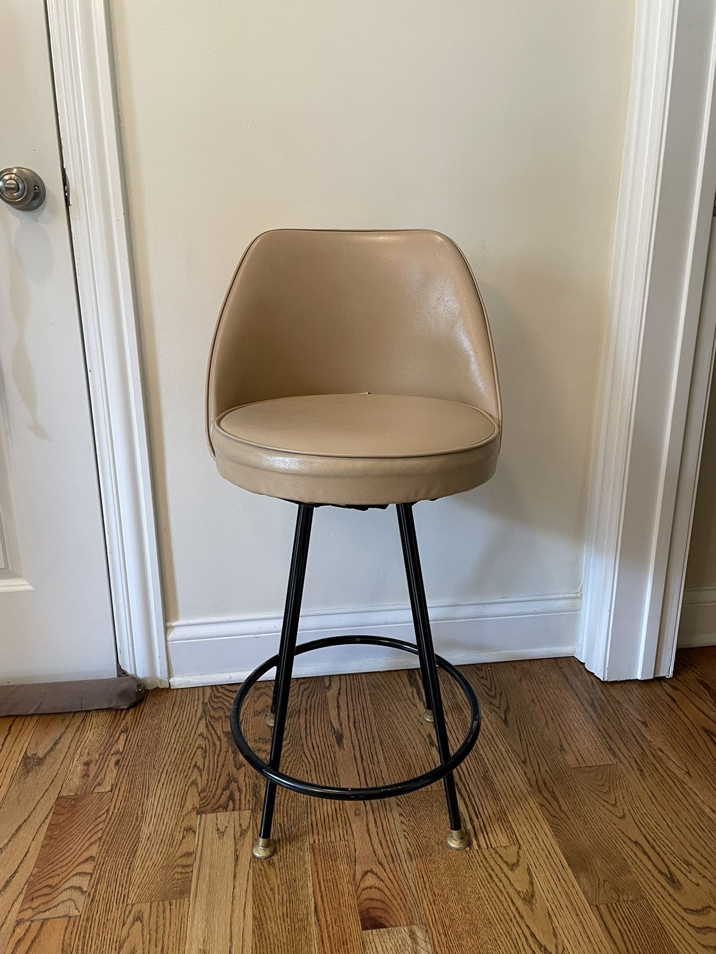 3 Counter Height Swivel Stools