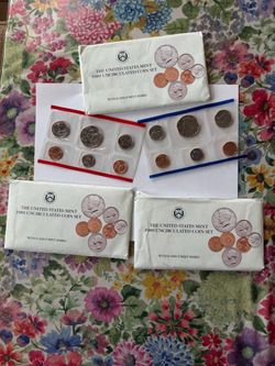 1989 US Mint Uncirculated Coin Set Lot of 3