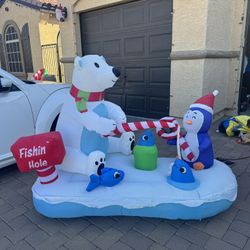 6 Inflatable Christmas Yard Decorations