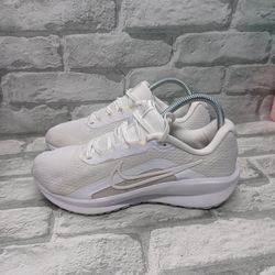 Nike Downshifter 13 Women's Size 8 Road Running Shoes