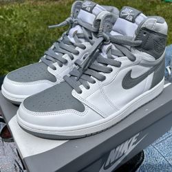 Jordan 1 High OG ‘Stealth’ Size 9.5  