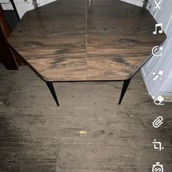 Kitchen Table W/chairs